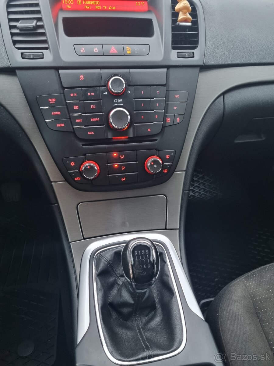 Opel insignia 2.0 tdi - 13