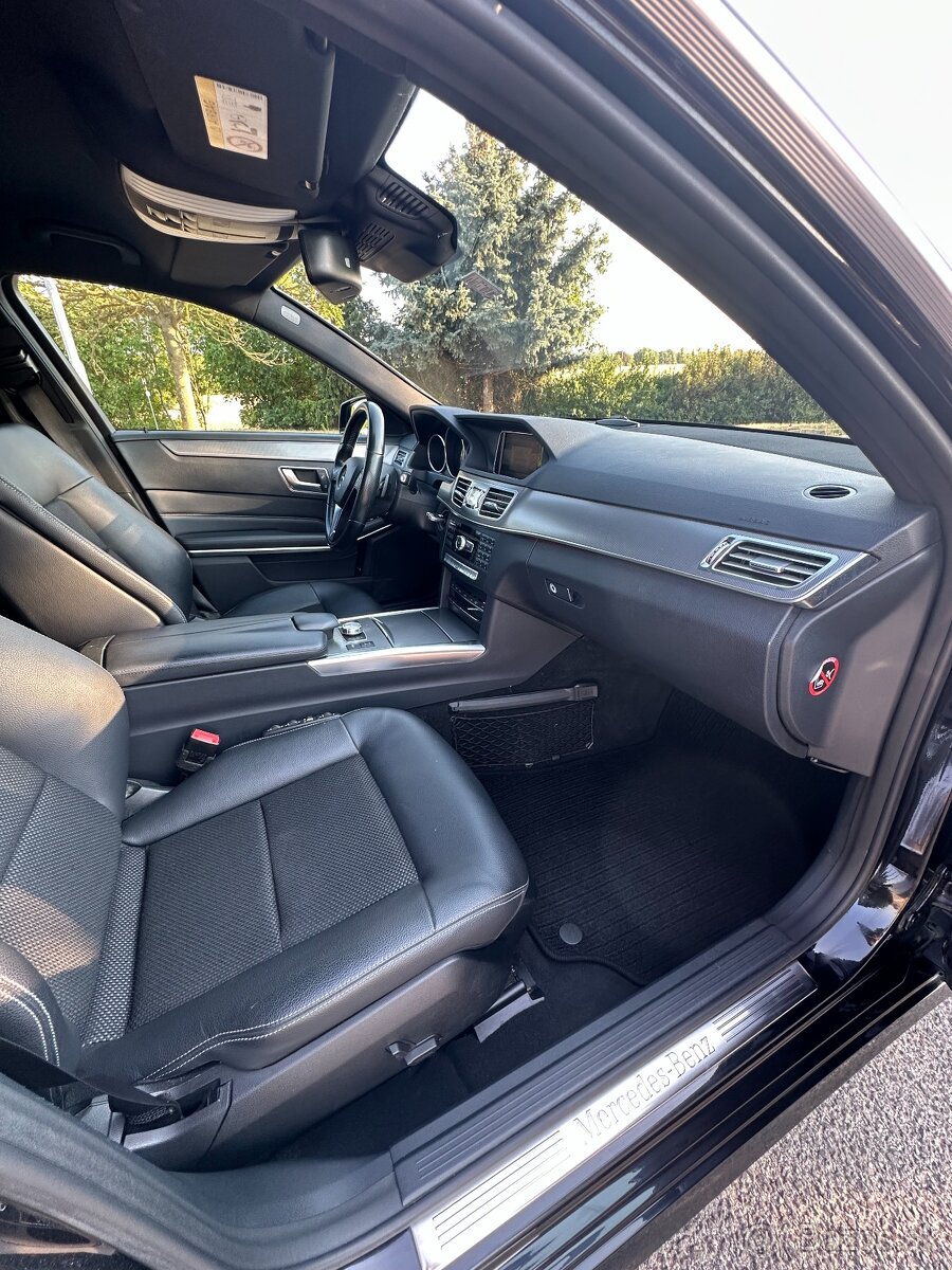 Mercedes-Benz W212 E350CDI - 13