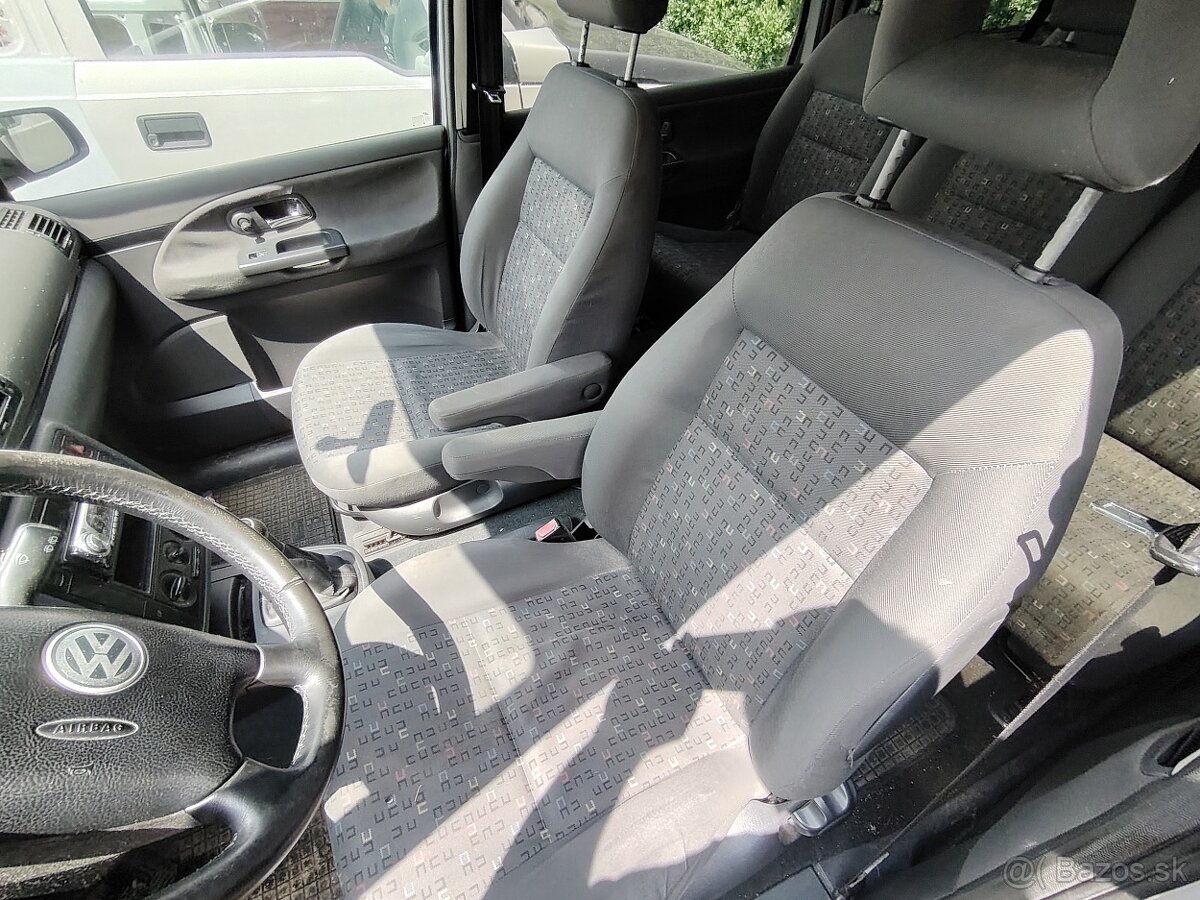 VW Sharan 1.9tdi 96kw 7 miestne - 13
