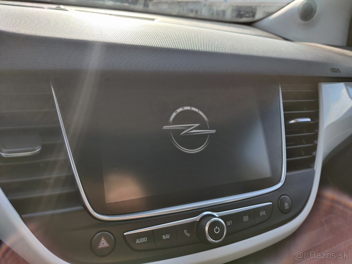 Opel CROSSLAND X - 13