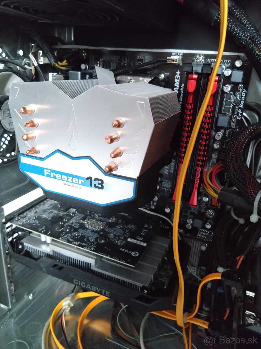 Počítač (stolový) - 13