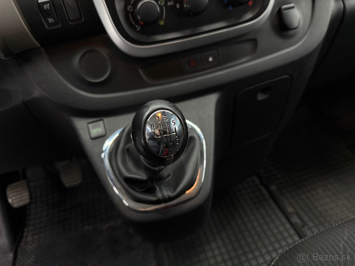 Renault Trafic 1.6 - 13
