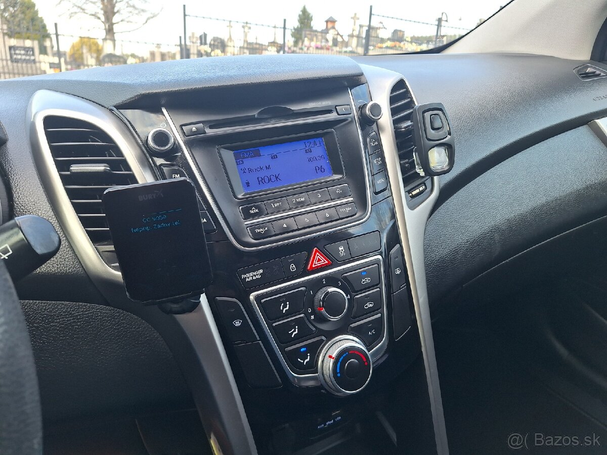 Hyundai i30 combi 1.4 crdi 66kw - 13