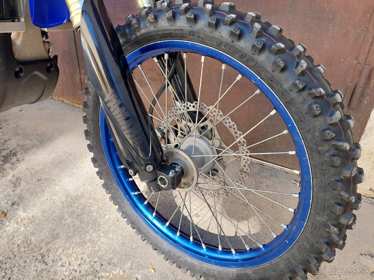 YAMAHA WR 250 F - 13