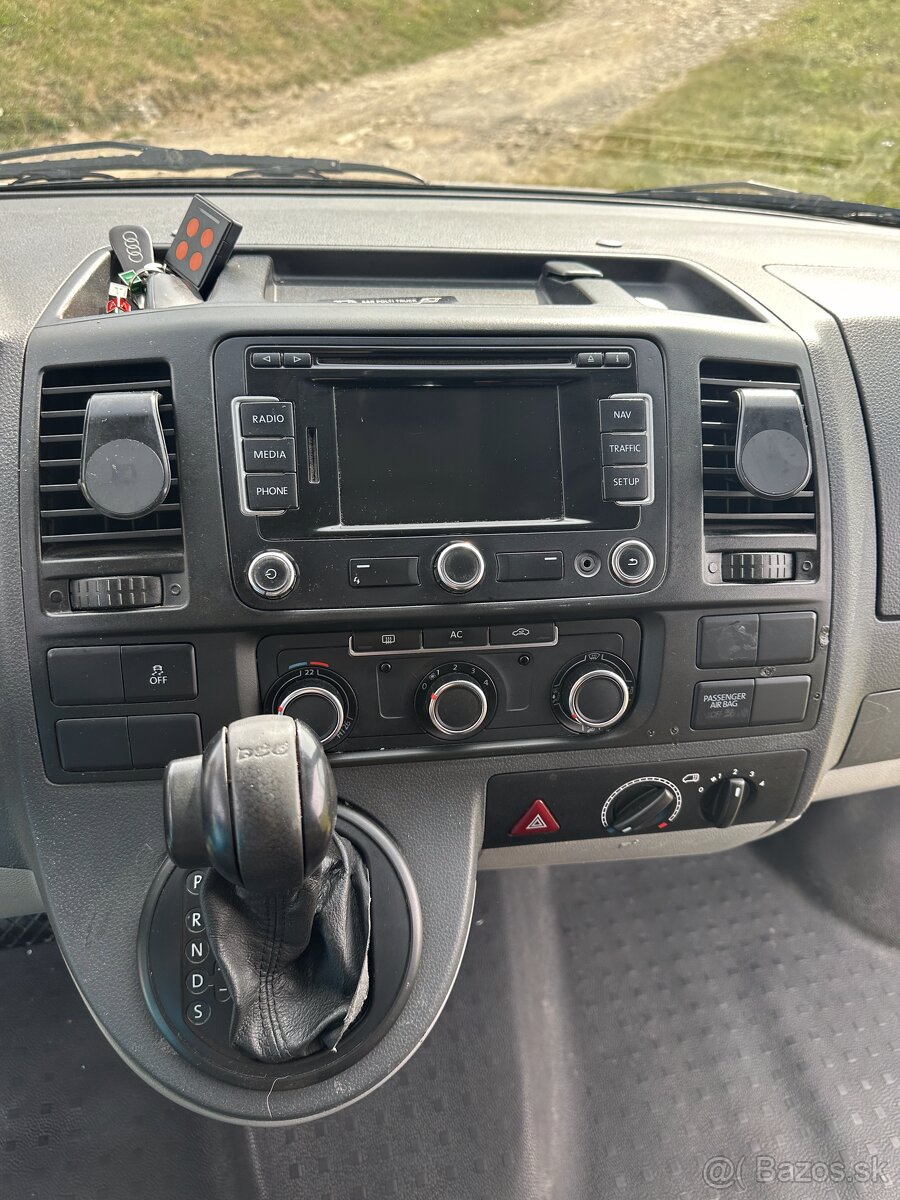 Volkswagen transporter T5.1 - 13