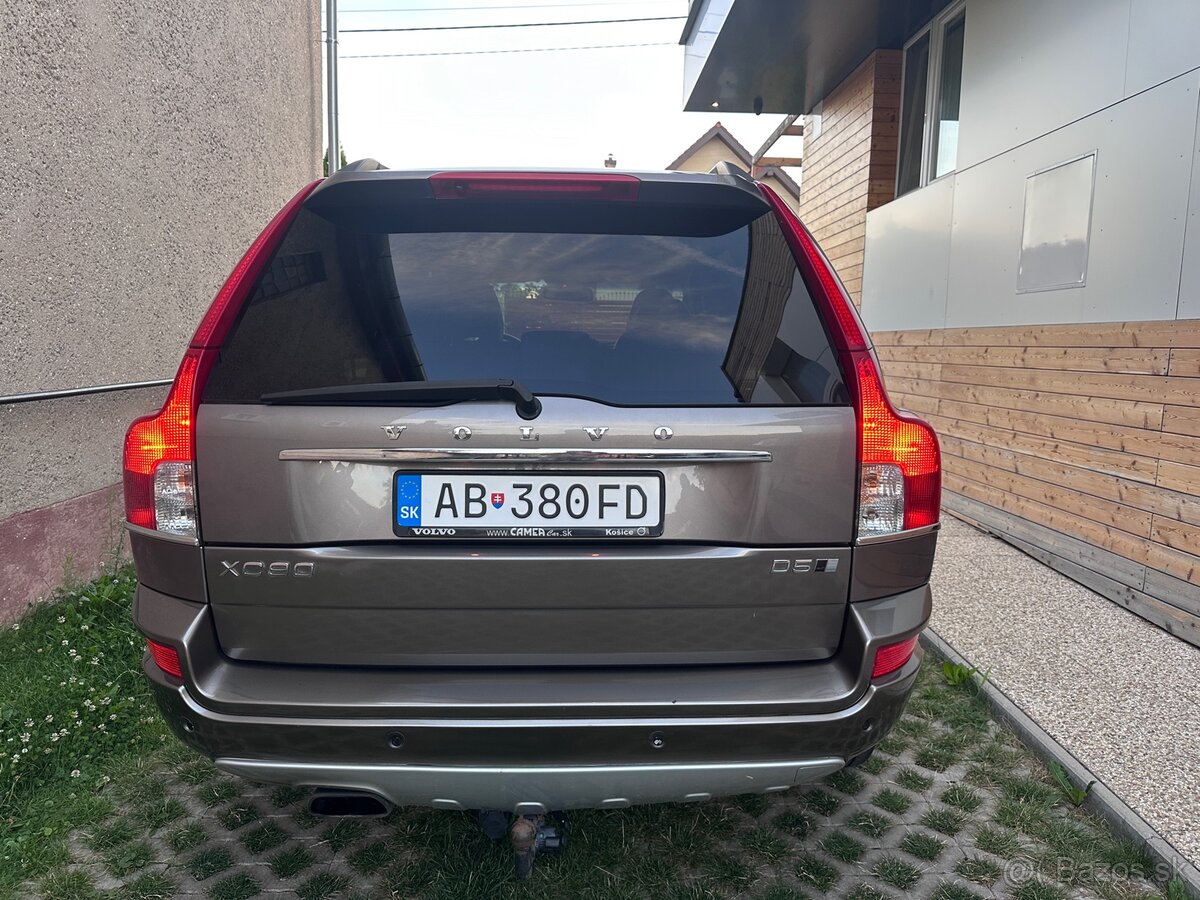 Volvo XC90 D5 - 13