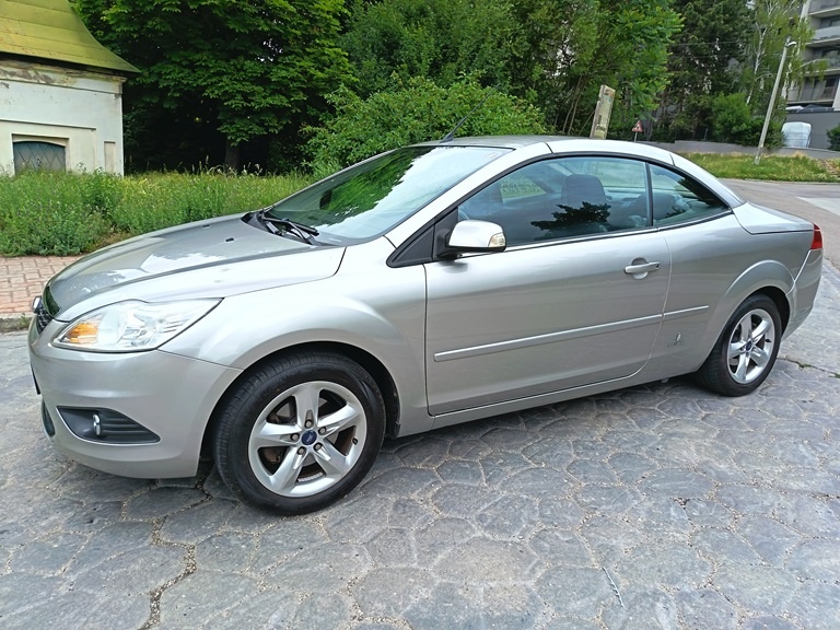 Ford Focus CC 1.6 74kW Benzín Coupe- Cabrio - 13