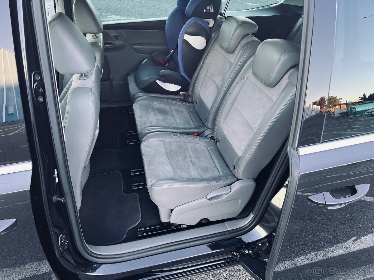 7 miestny / DSG / Highline / Alcantara / Navi / SK SPZ - 13