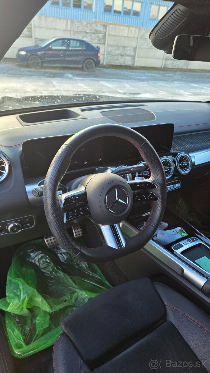 Meecedes EQB 350 4matic 9/2025 pakety AMG - 13