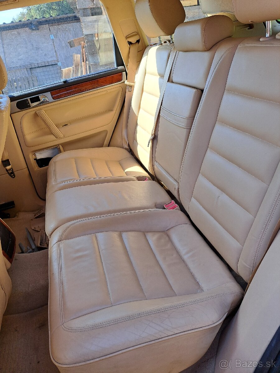 Predám komplet interiéry VW Touareg - 13
