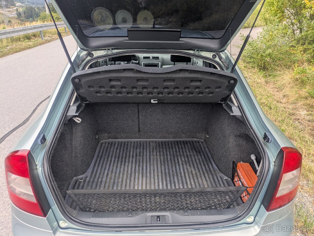 Škoda Octavia 1.6MPI - 13