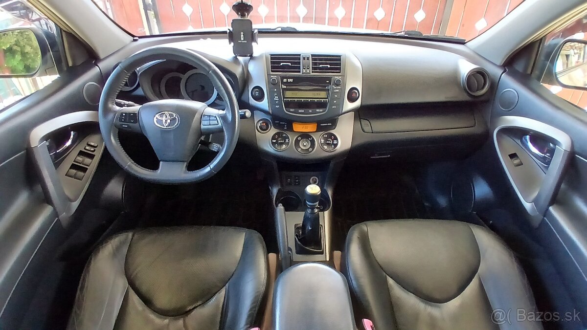 Toyota rav4 2.2l diesel 4x4 - 13