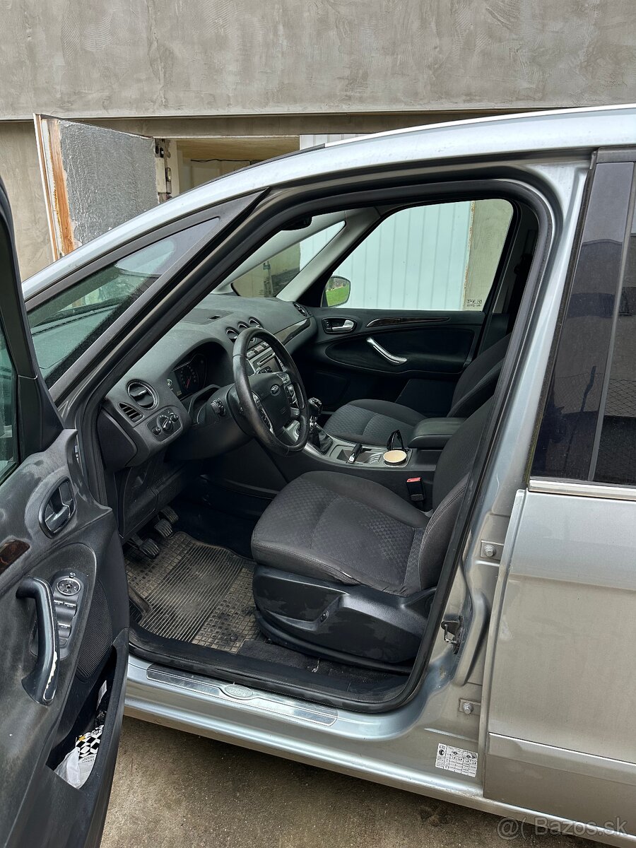 Ford Galaxy 2.0 TDCi - 13