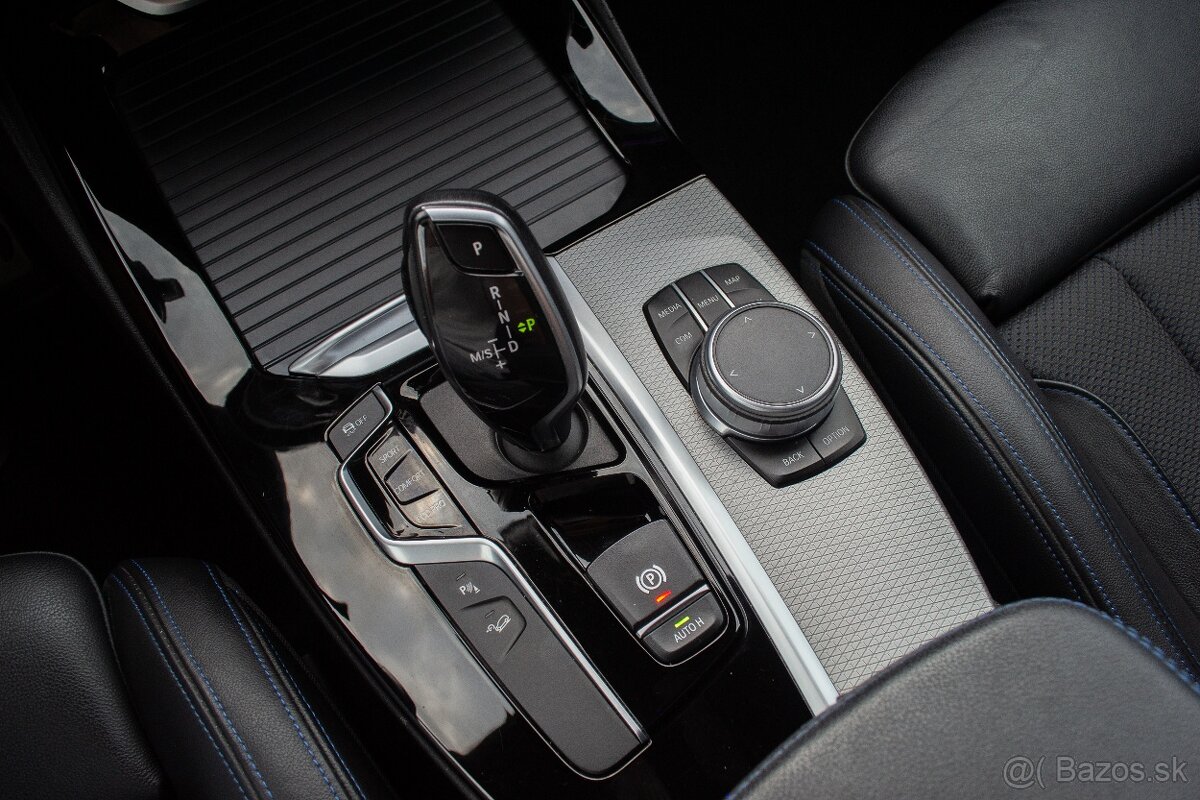 BMW X3 xDrive20d M-Packet A/T - 13