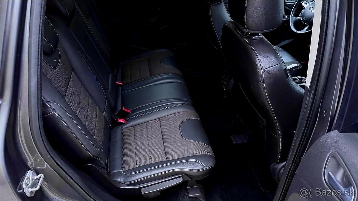 FORD KUGA - PREDAJ AJ NA SPLÁTKY - 13