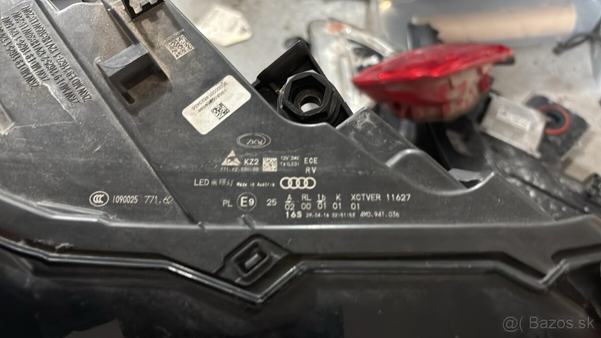 Svetlomety audi - 13