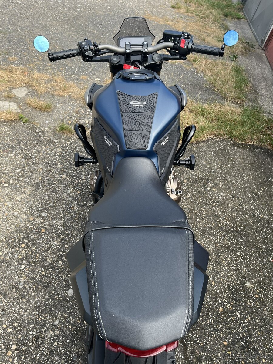 HONDA CB 650 R - 13