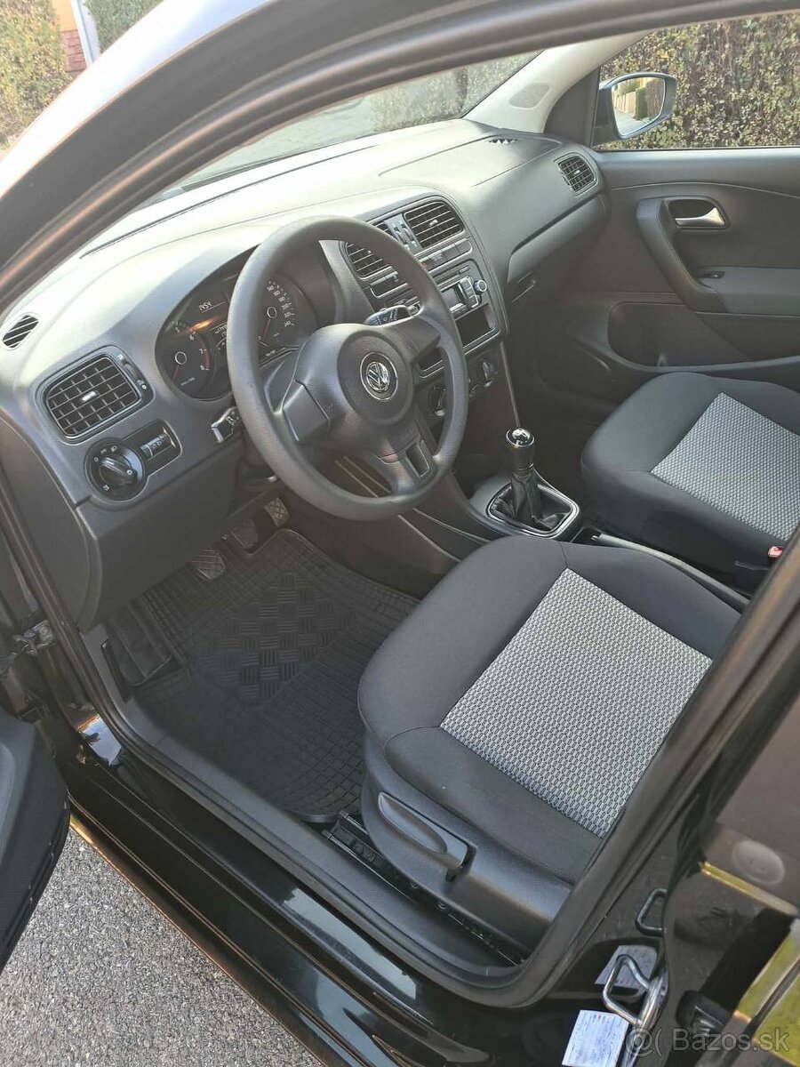 VW POLO 1.2 12V – 12/2013 – KLÍMA - 13