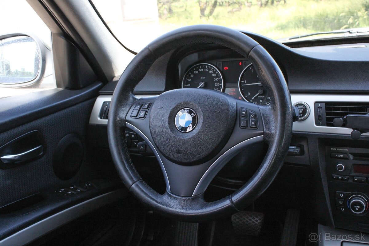 BMW Rad 3 320d xDrive A/T e90 • NOVÁ STK/EK - 13