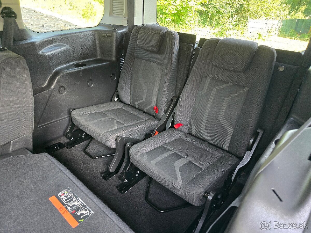Ford Tourneo Connect XL 1.6 TDCi 7 miestne // BEZ KOROZIE// - 13