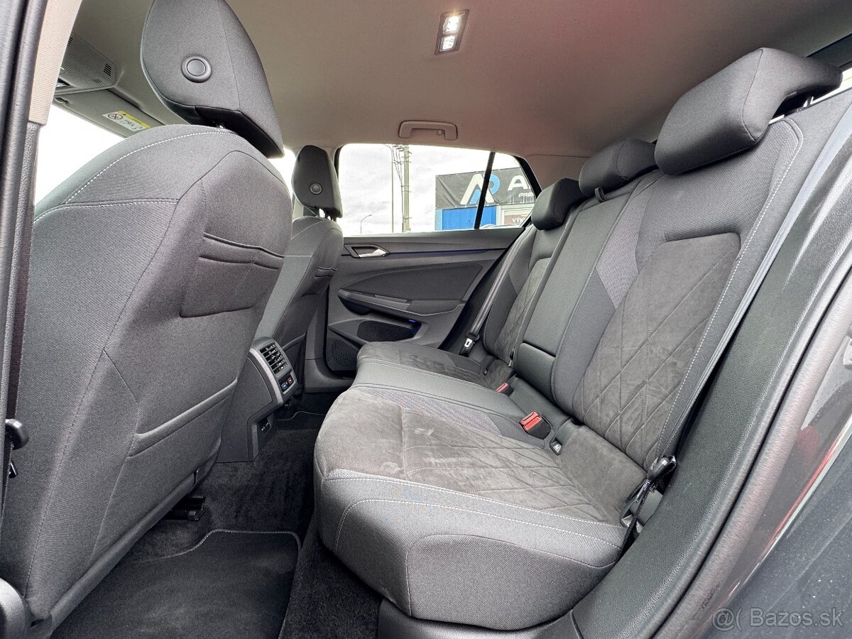 Volkswagen Golf 1.5 TSI ACT Style - 13