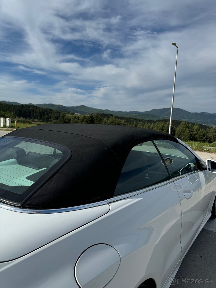 Mercedes E 220d Cabrio - 13