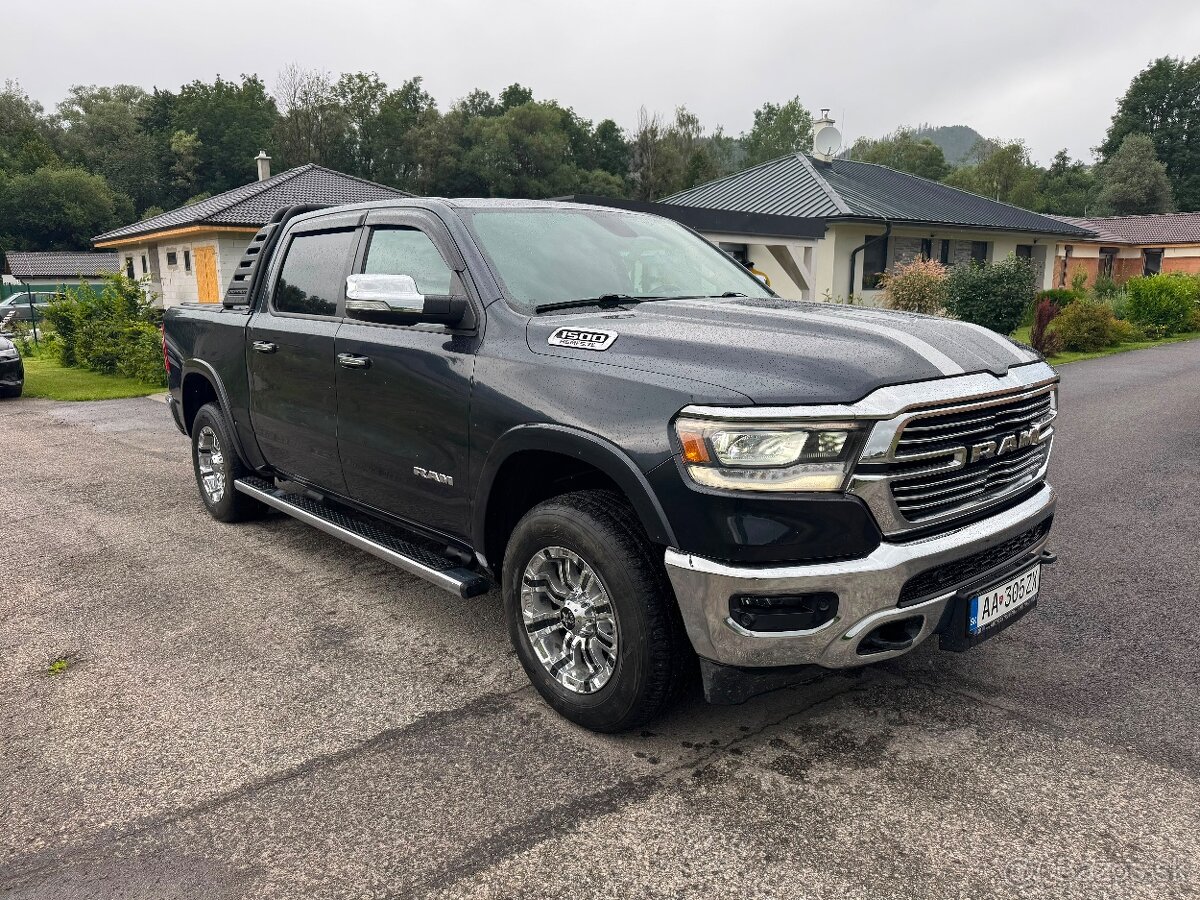 Dodge RAM Dodge RAM LARAMIE 2020 - 13