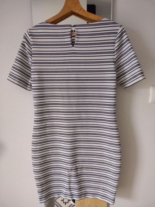 Damske oblečenie,šaty a sveter S - M,cena za kus,SPOLU ZLAVA - 13