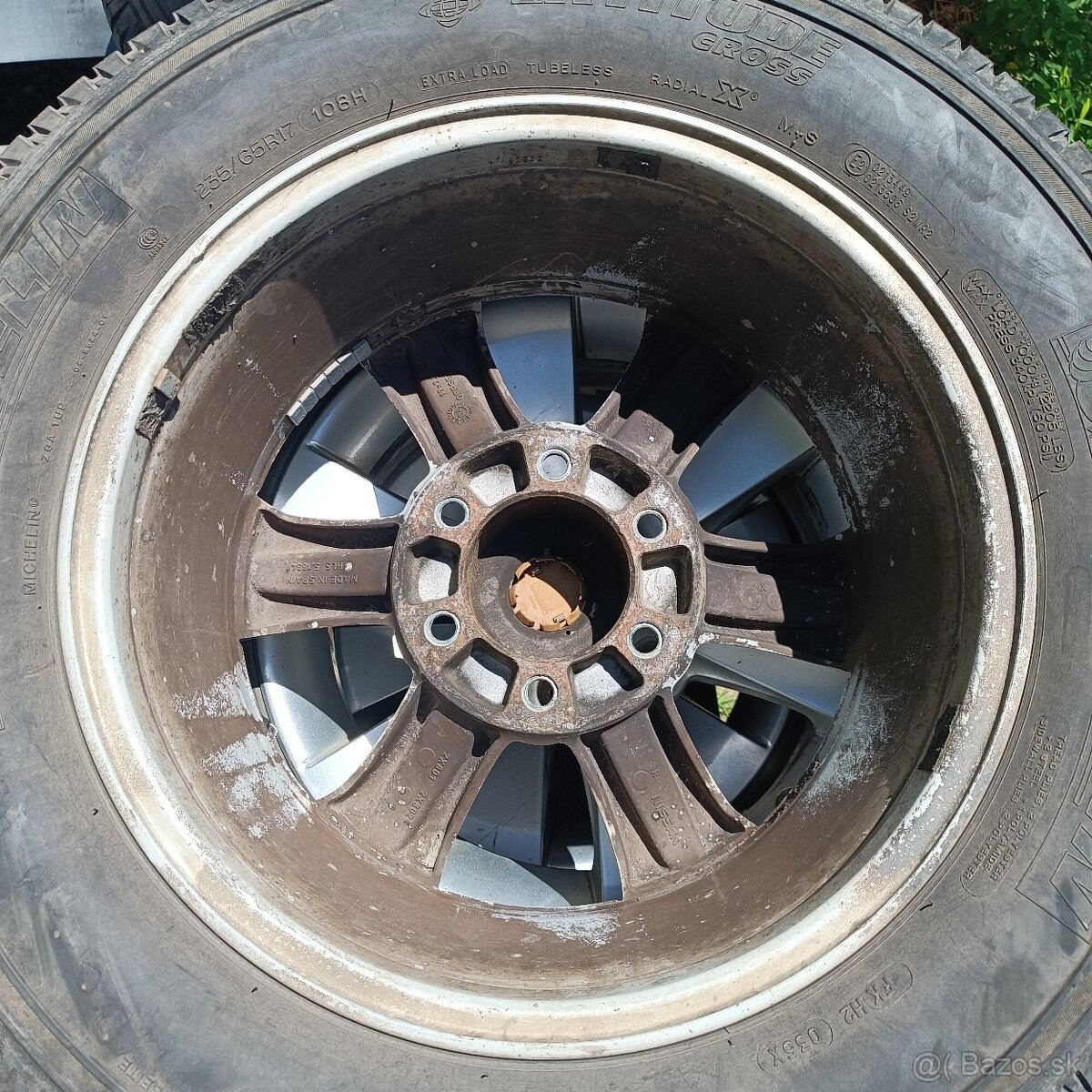 235-65 R17 - 13