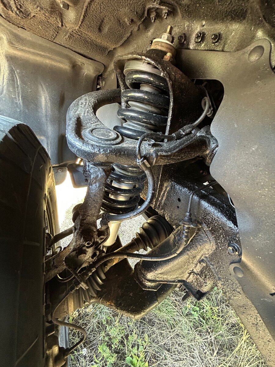 Toyota Hilux 2,5 - 13