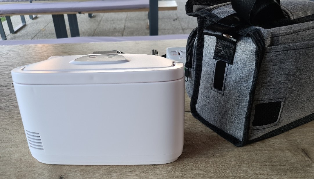 Predám prenosný kyslíkový pristroj s batériou - 13