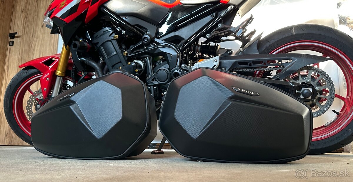 Kawasaki Z900 50th Anniversary - 13