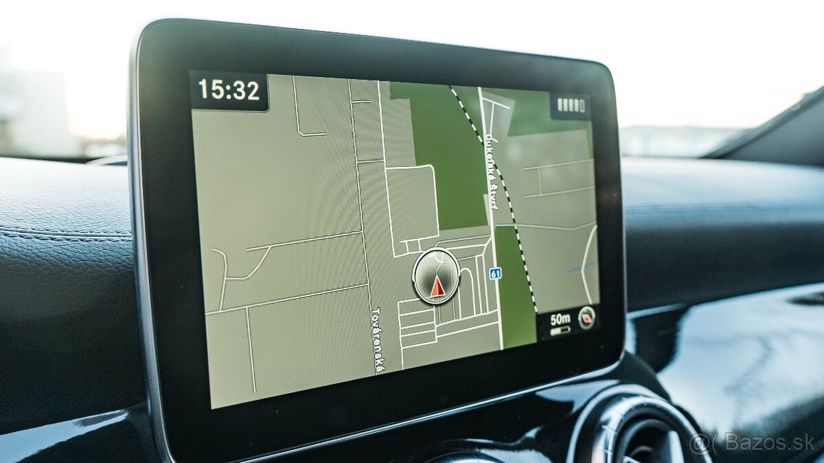 Mercedes-Benz CLA Shooting Brake SB 220 CDI AMG LINE 4matic - 13