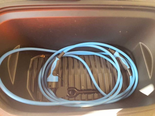 Tesla Model Y Long Range Dual Motor AWD 4x4 378 kw - 13