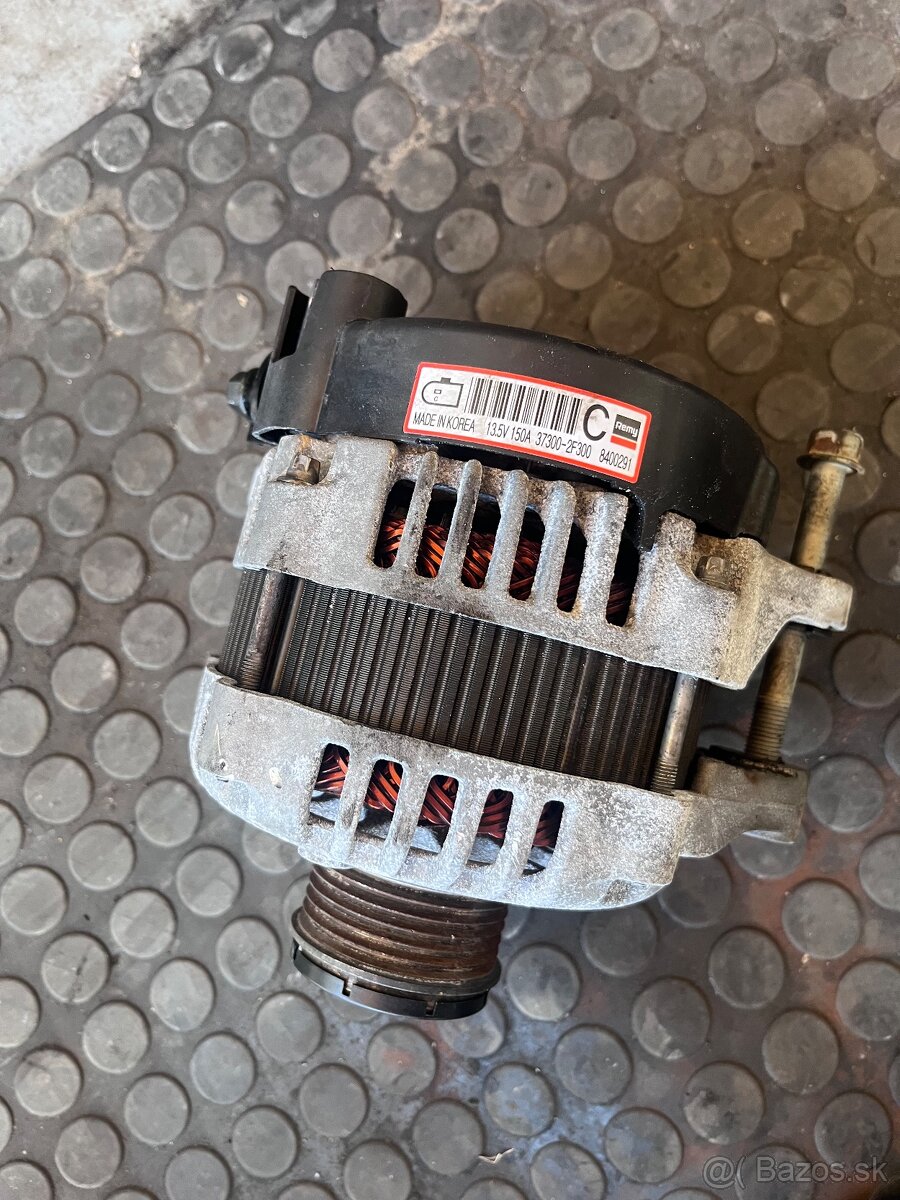 KIA Sportage 2,0 diely - 13