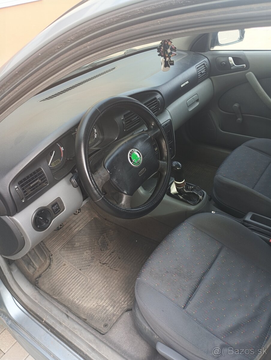 Škoda Octavia 1.9sdi 50kw - 13