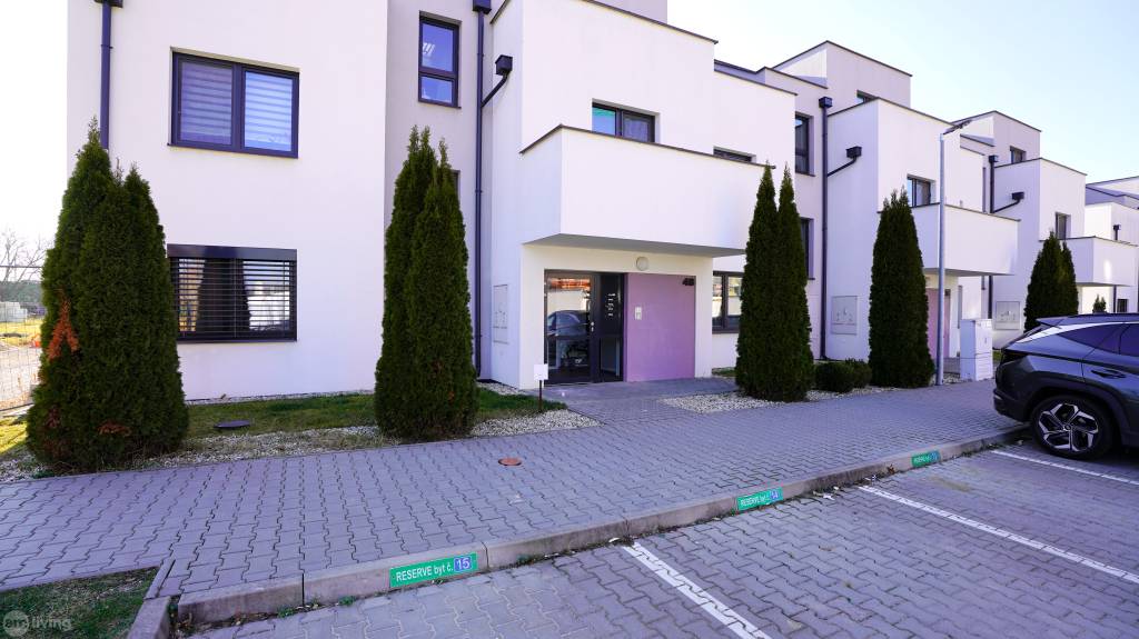 NA PRENÁJOM - Byt so záhradou + parking v Trenčíne - 91m² - 13