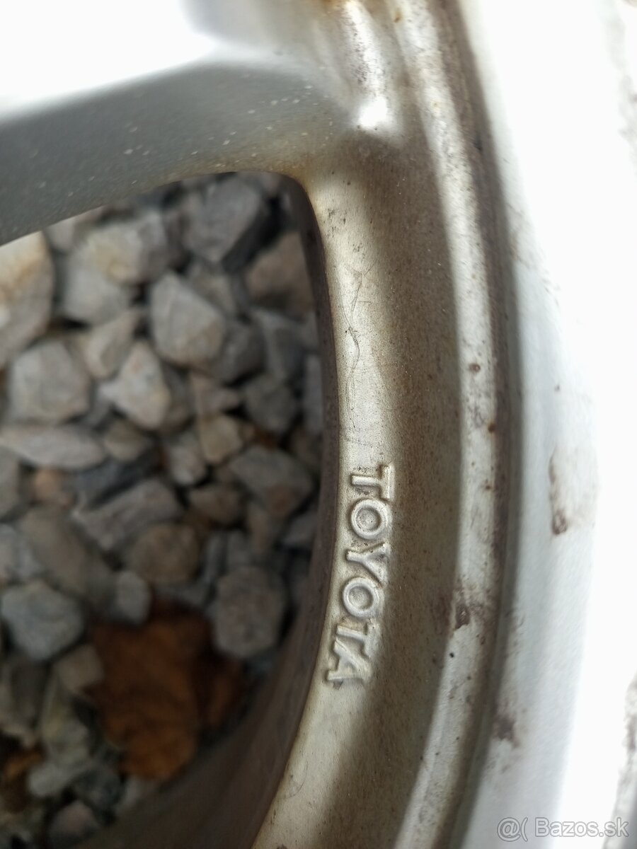 Pneumatiky Toyota zimné + Alu disky elektróny 195/65 R 15 - 13