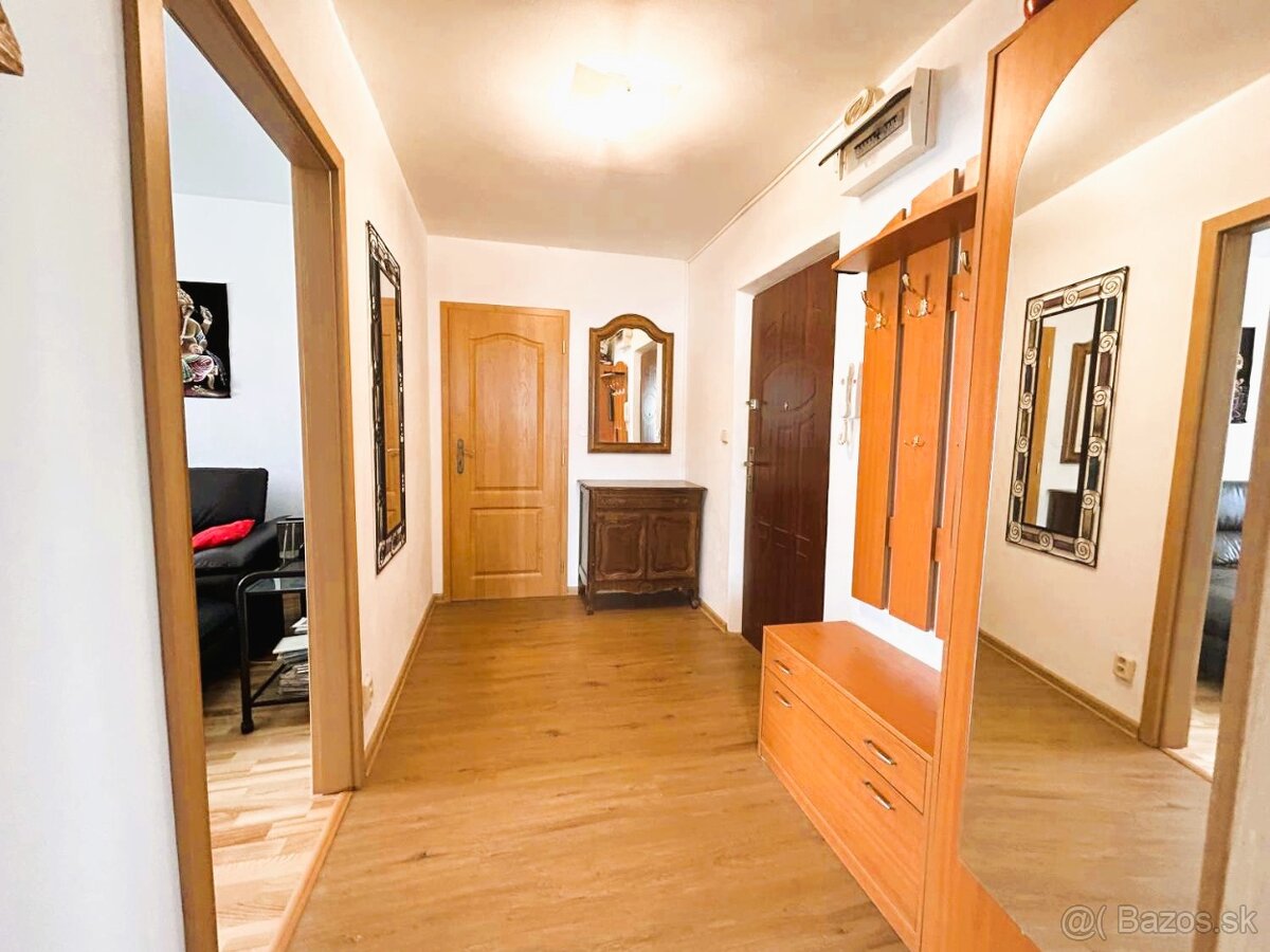 REZERVOVANÉ Zvolen, Sekier –štýlový 3-izbový byt, 2 balkóny - 13