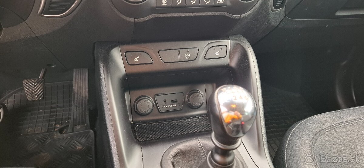 Hyundai ix35 2.0 Crdi 100 KW 4x4 - 13
