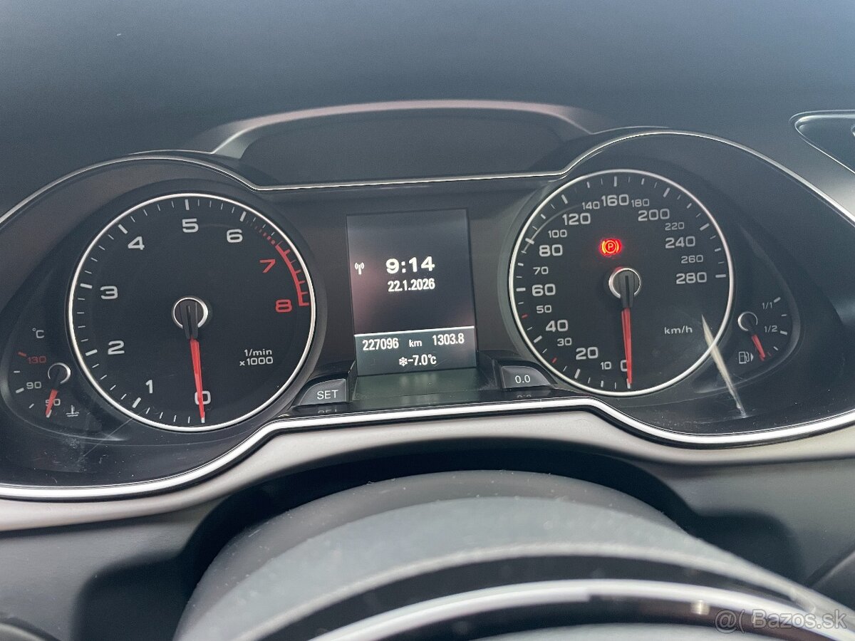 Audi A4 B8 1.8 TFSI 3xS-line - 13