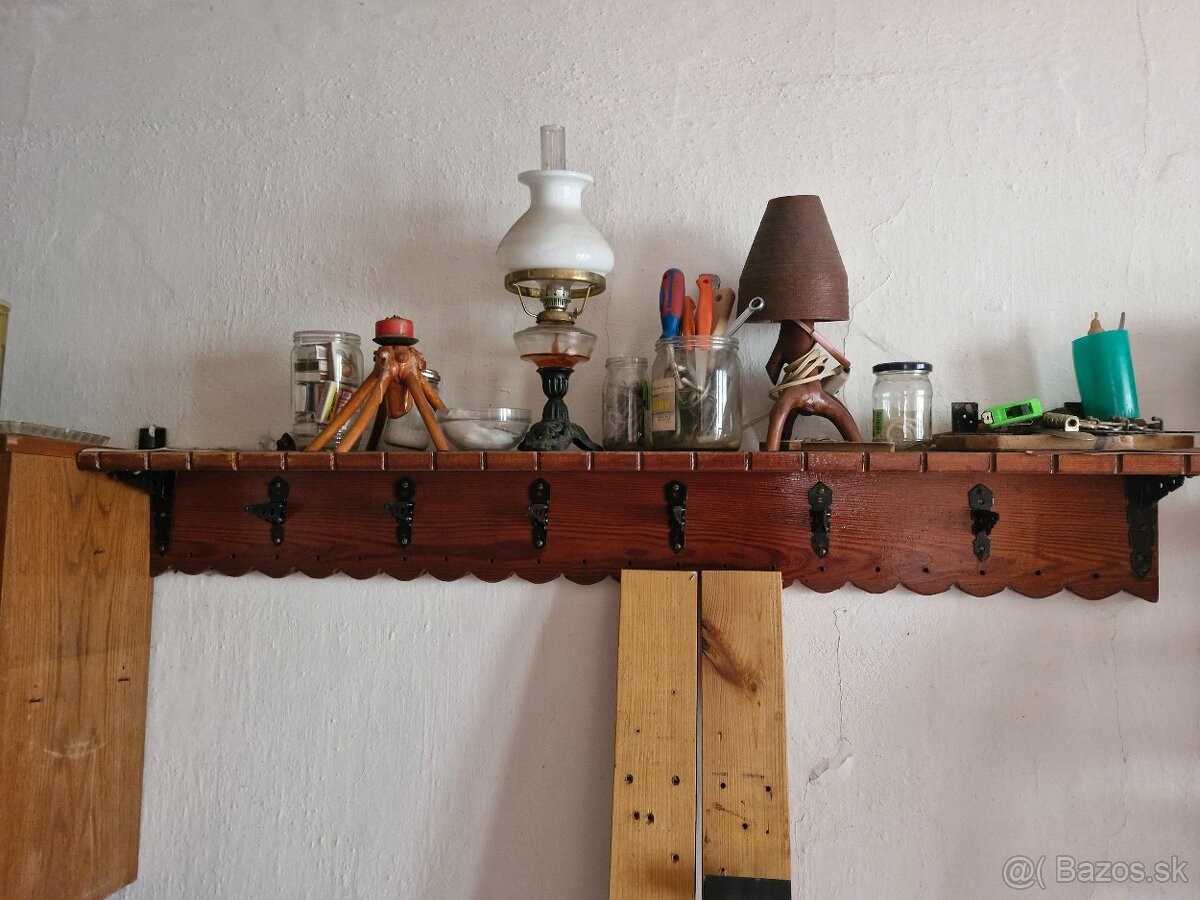 Starožitnosti. Starožitné skrine, stoly, obrazy, stoličky - 13