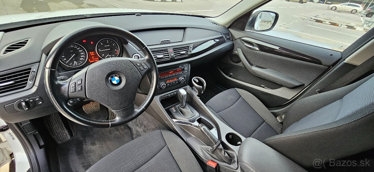 BMW X1 xDrive 18d - 13