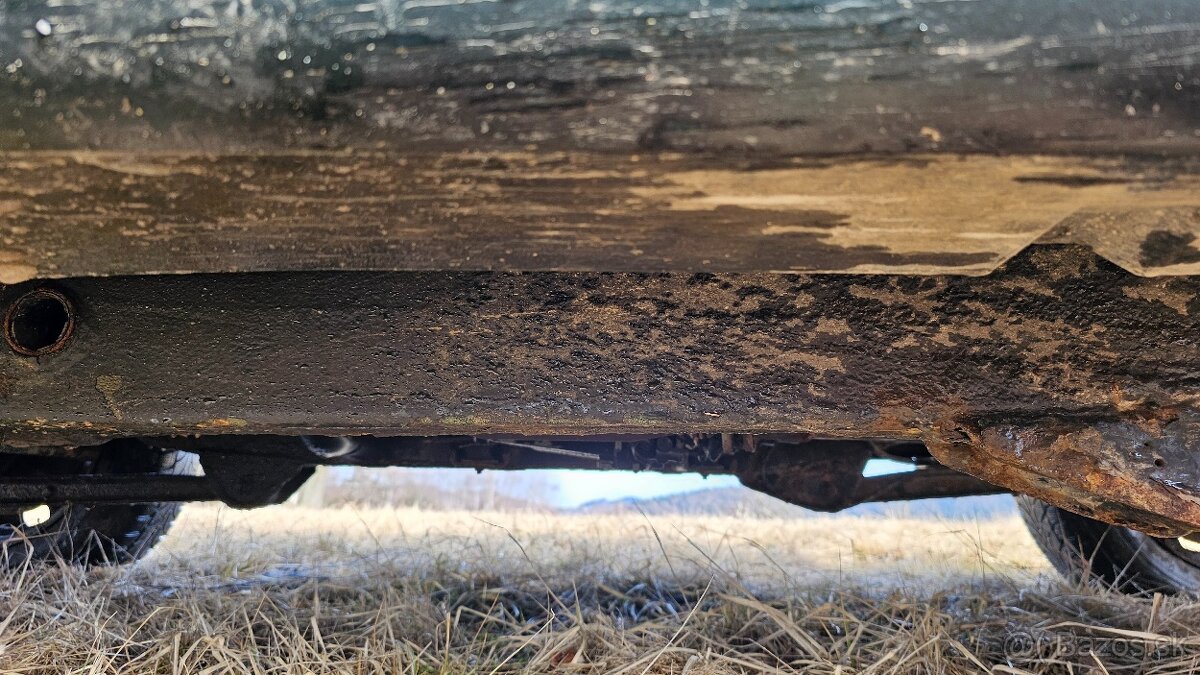 Jimny 4x4 r.v.2008 - 13