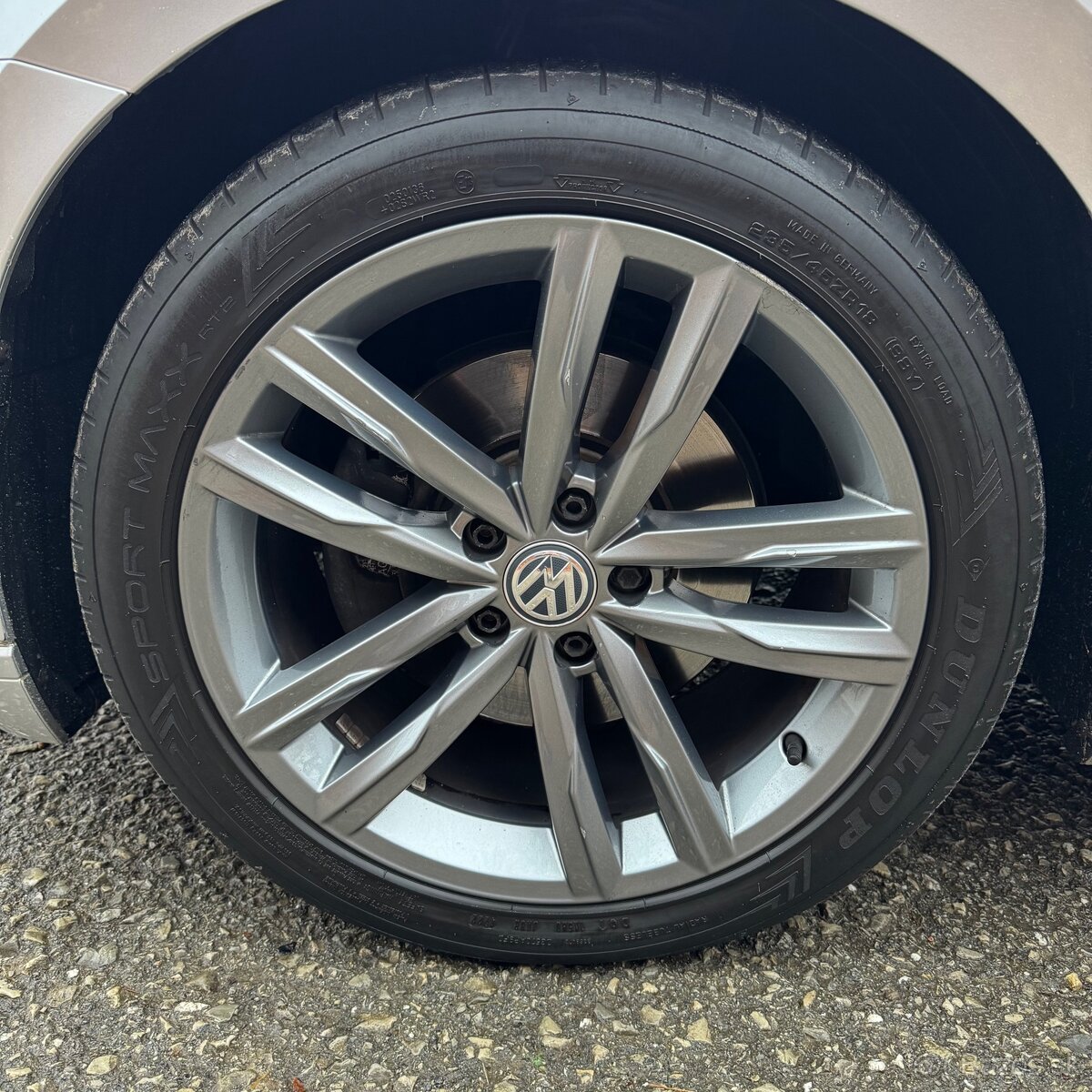 Volkswagen Passat 2.0 TDi DSG - 13