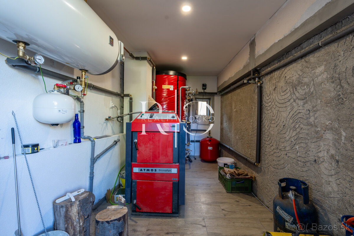Na predaj 2generačný rodinný dom komplet rekonštrukcia Halič - 13