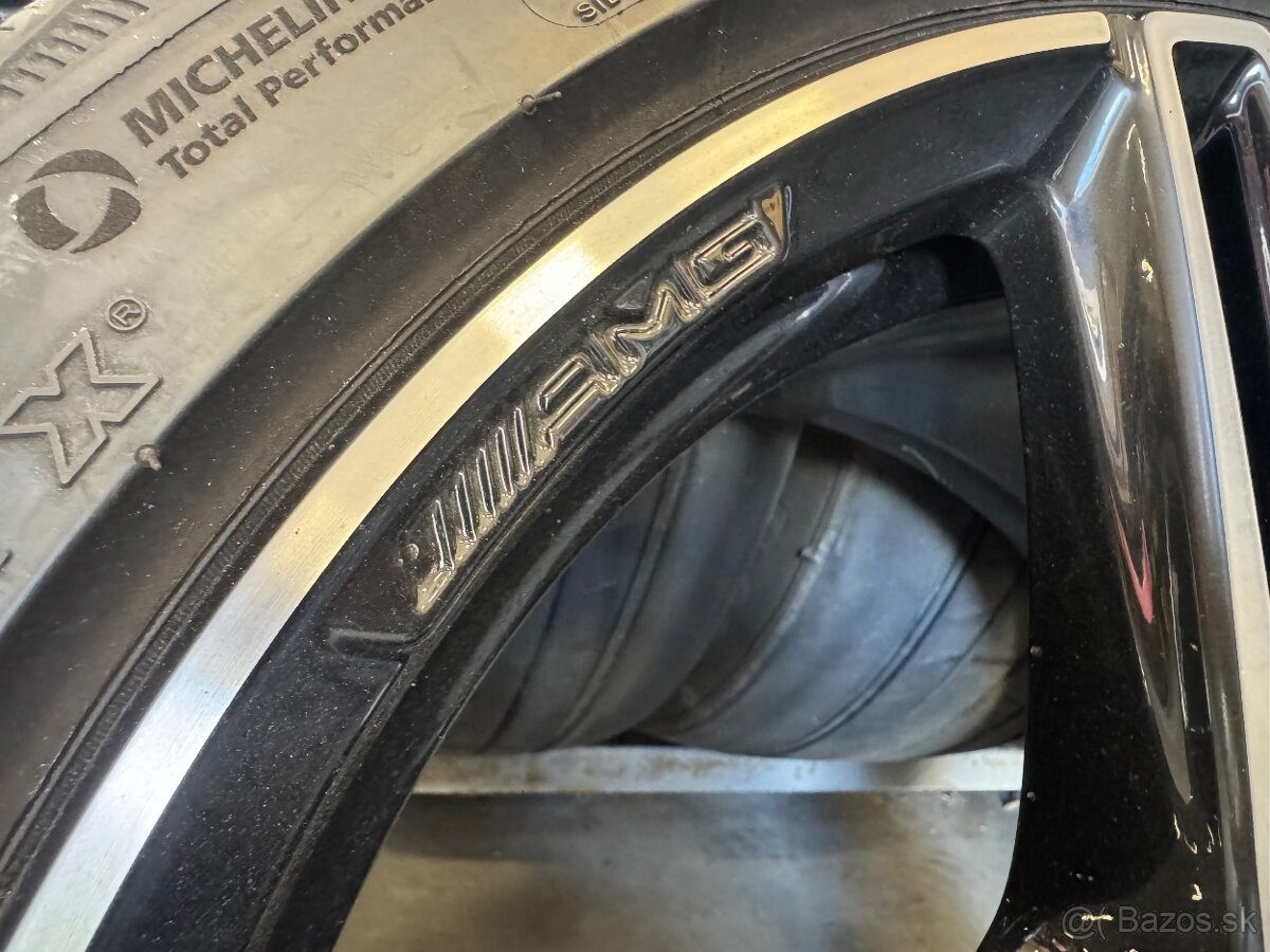 Zimne komplety Mercedes AMG 19” - 13