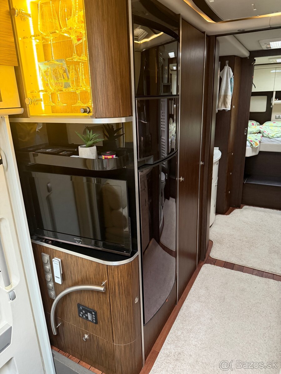 Concorde Charisma 900L - 13