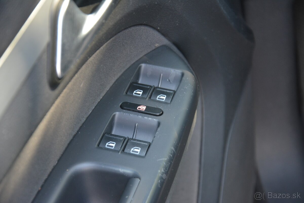 Volkswagen Touran 1.60 TDi 7 Miest - 13