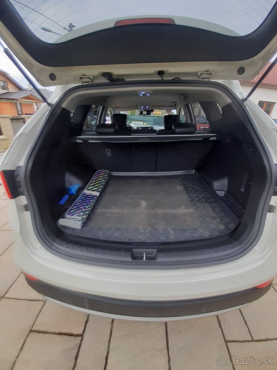 Hyundai Santa Fe 4x4 Premium - 13